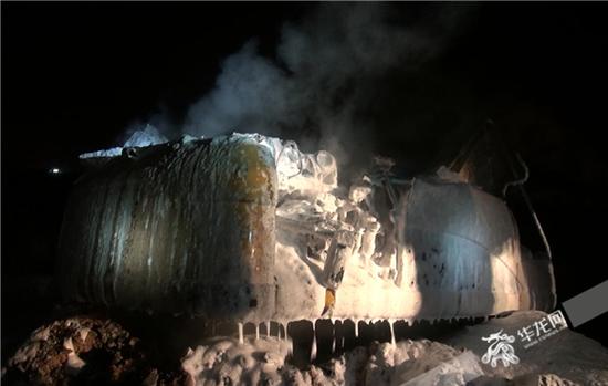 工地安全事故防不勝防 挖掘機(jī)居然也能起火